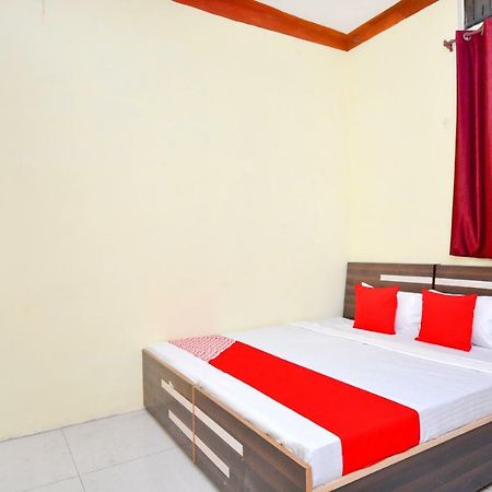 Oyo 40306 White House Jalandhar Room photo