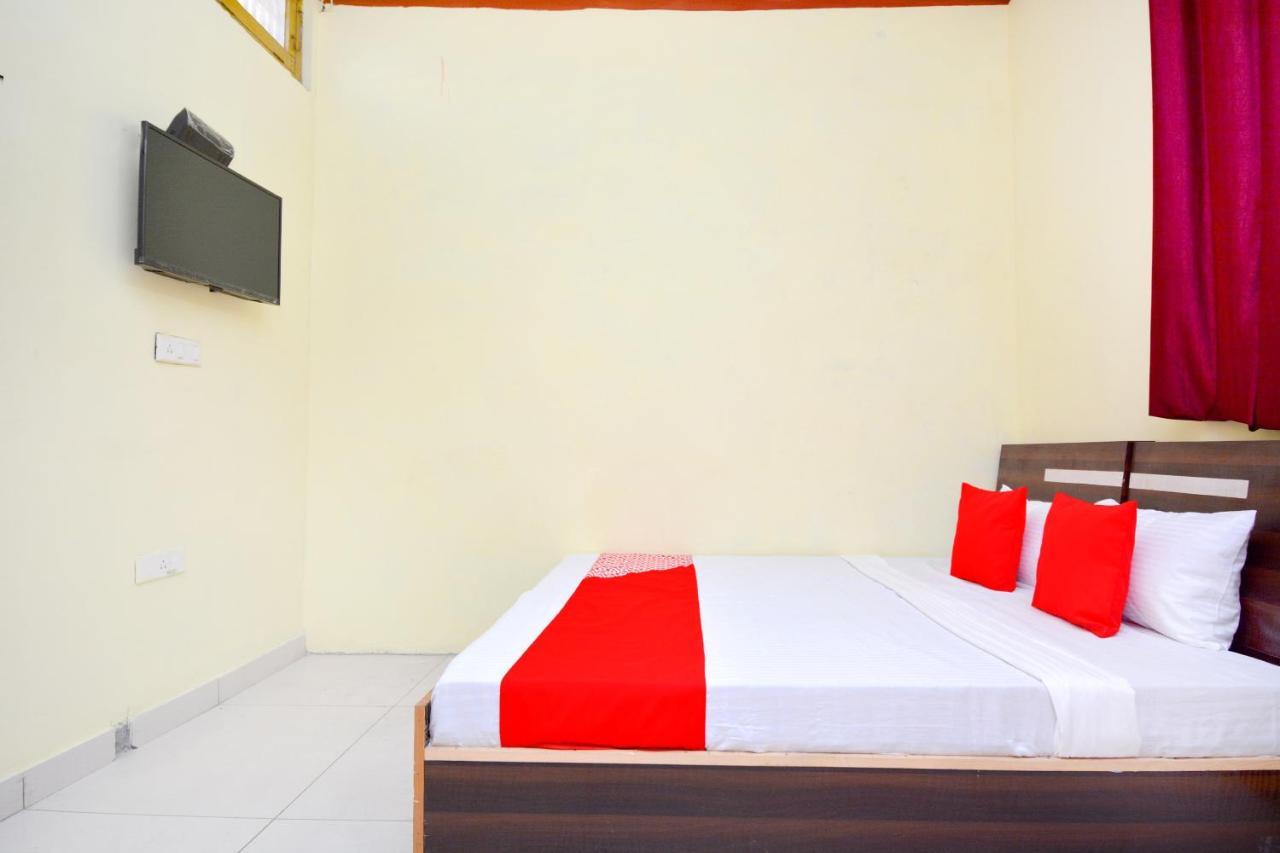 Oyo 40306 White House Jalandhar Exterior photo