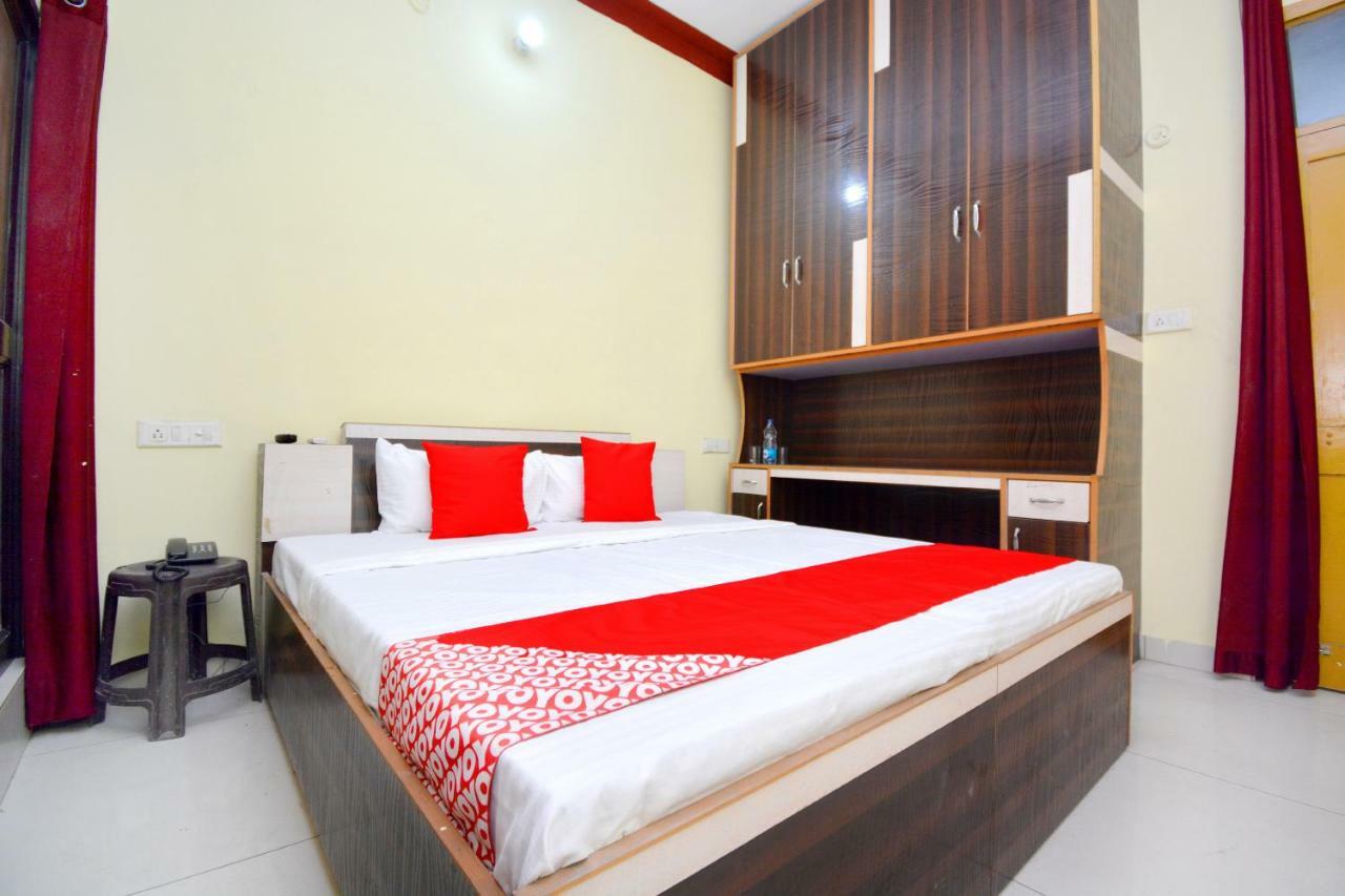 Oyo 40306 White House Jalandhar Exterior photo